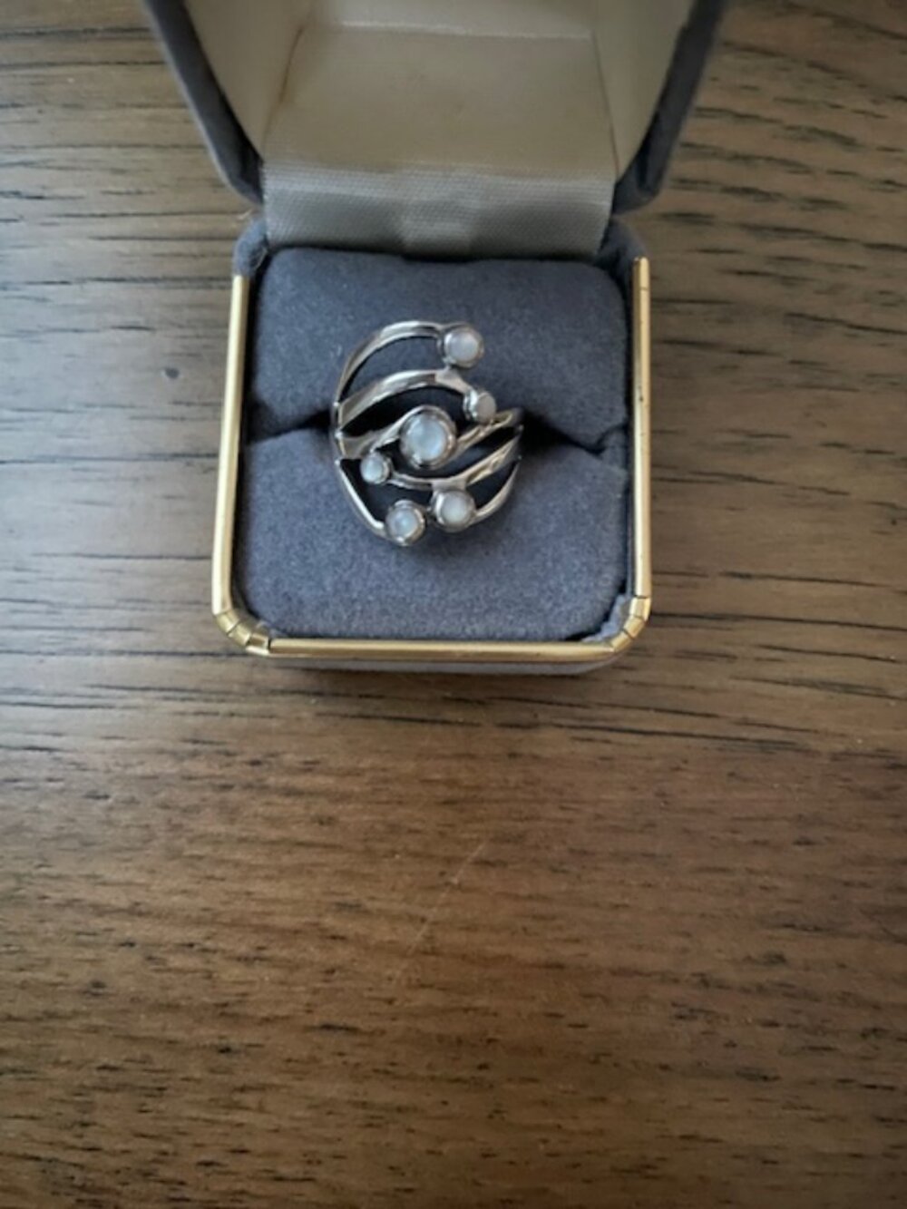 Sterling Silver (925) Size 7 Mother of Pearl Multi-Band Ring